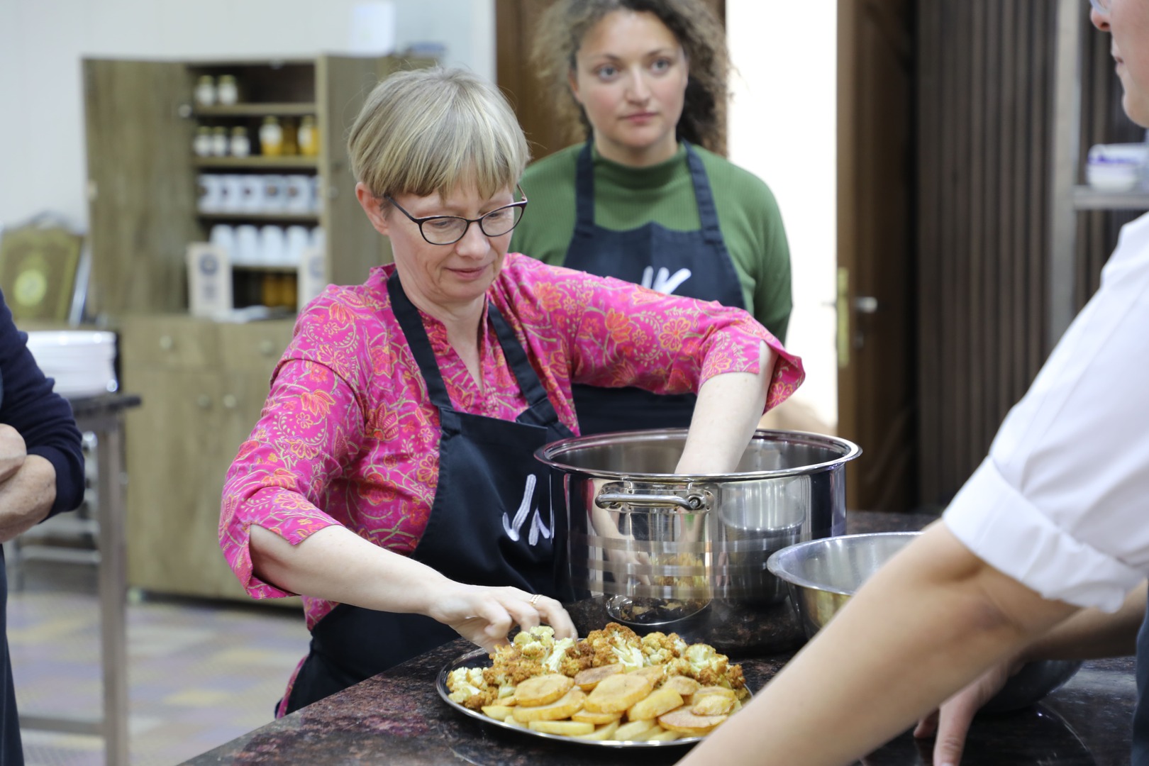 the jordanian kitchen in amman - jordan - cultural experience in Jordan